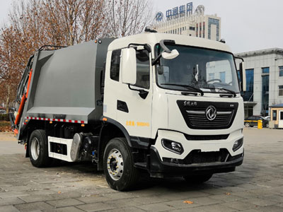 东岳牌ZTQ5180ZYSE1J45F压缩式垃圾车