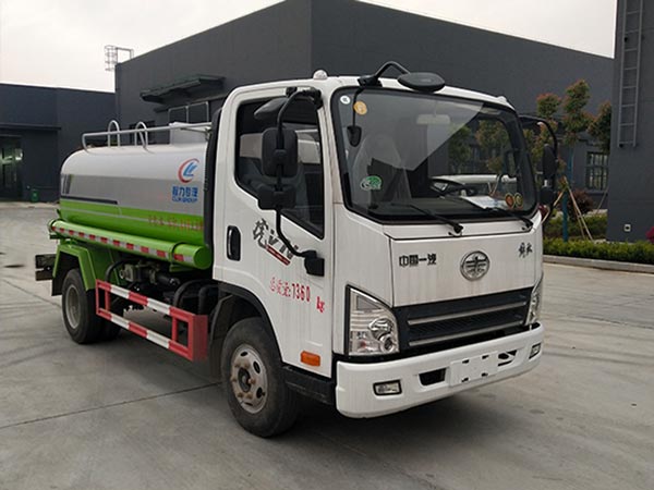 程力威牌CLW5070GSSC6洒水车