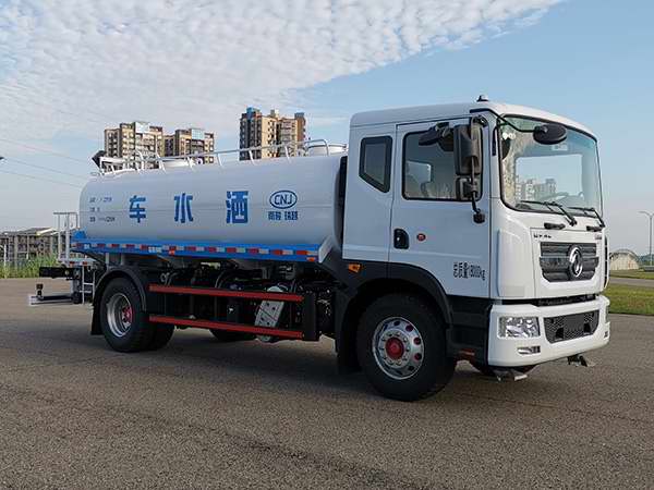 南骏牌NJP5180GSS45A洒水车