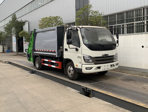 楚飞牌CLQ5070ZYS6BJL压缩式垃圾车