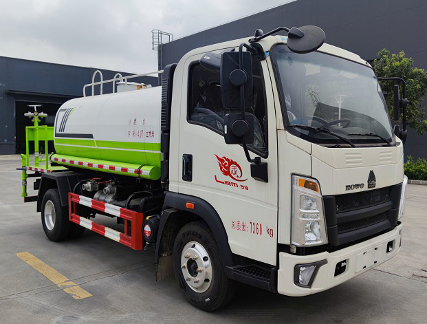 程力威牌CLW5070GSS6CS洒水车